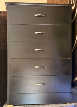 Black 5-Drawer Tall Dresser Chest