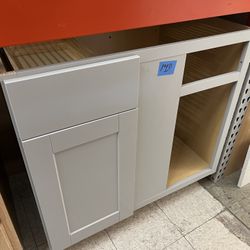 Kitchen Cabinets 