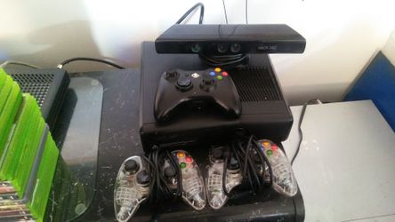 Xbox 360 W/ kinect, 3 controller, extra hard drive, 27 games