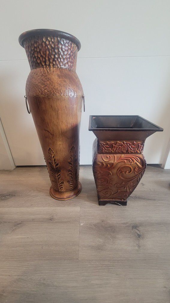 Matching Vase and Trash Can