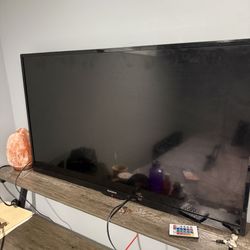Westinghouse 32” LED HDTV w/o Remote