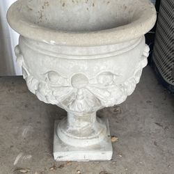 Tall planter urn 