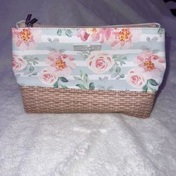 Makeup Bag (Read Description)