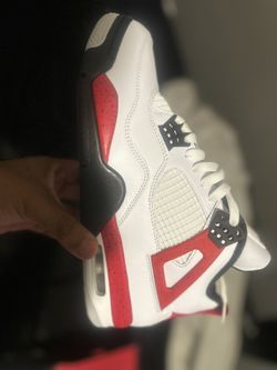 Jordan 4s