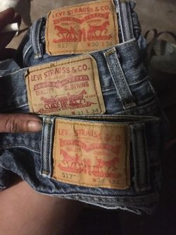 Levi’s couple sizes