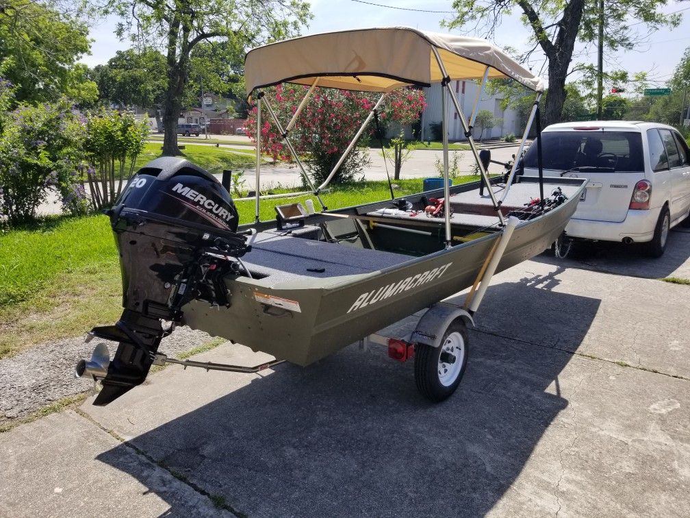 1542 Aluminum Jon Boat with 20hp Mercury for Sale in Houston, TX - OfferUp