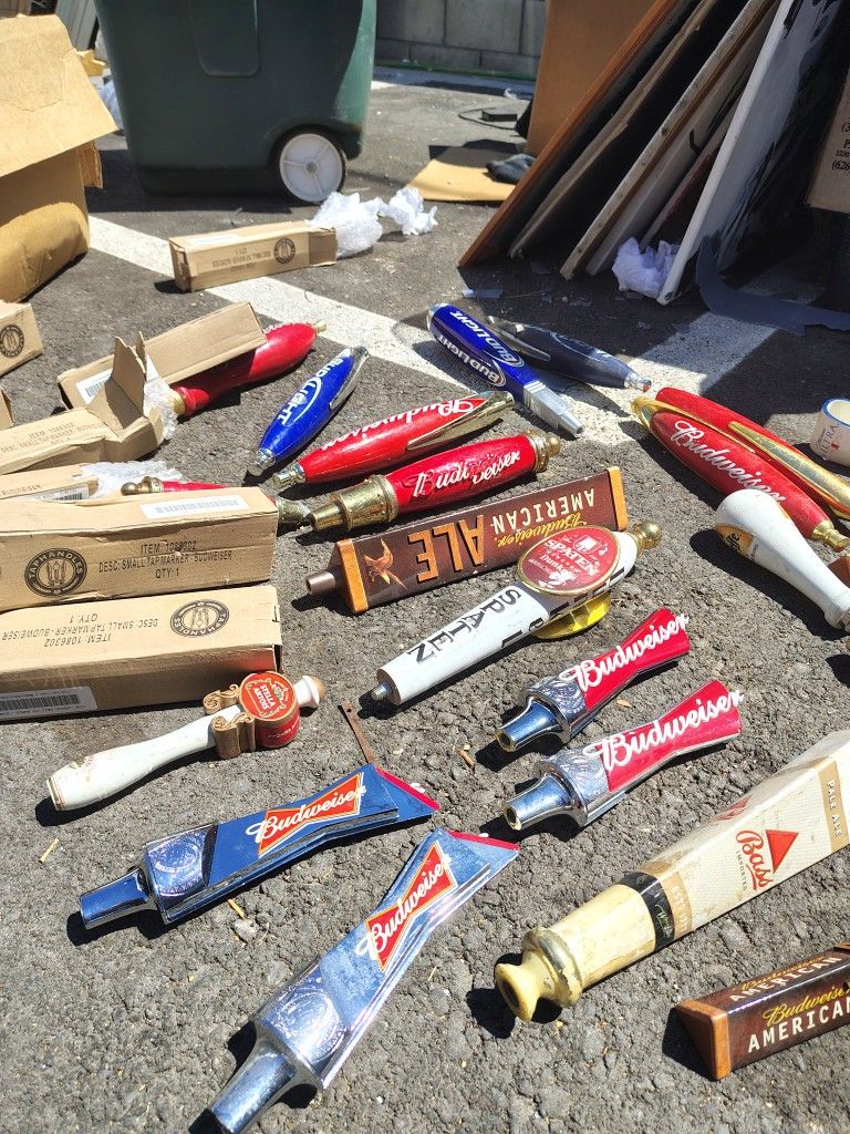 36 Vintage Beer Taps