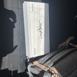 Amp , Music Battery , And Radio 