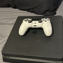 PS 4 And Controller 