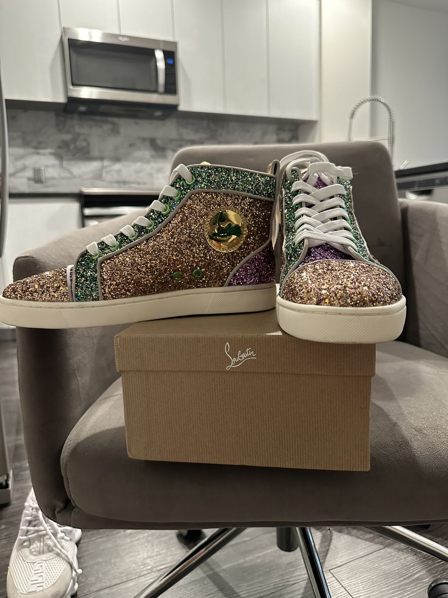 Louis Allover Spikes High Top Sneaker CHRISTIAN LOUBOUTIN for Sale in  Glendale, CA - OfferUp