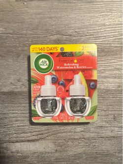 Airwick Refreshing Watermelon & Berries Essential Oil Refills