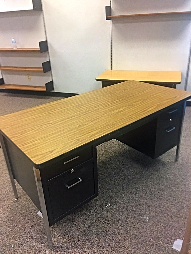 Teacher Desks Virco