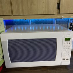 Microondas (microwave) Panasonic 
