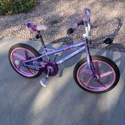Girls Pink and Purple Schwinn 18 inch Bike