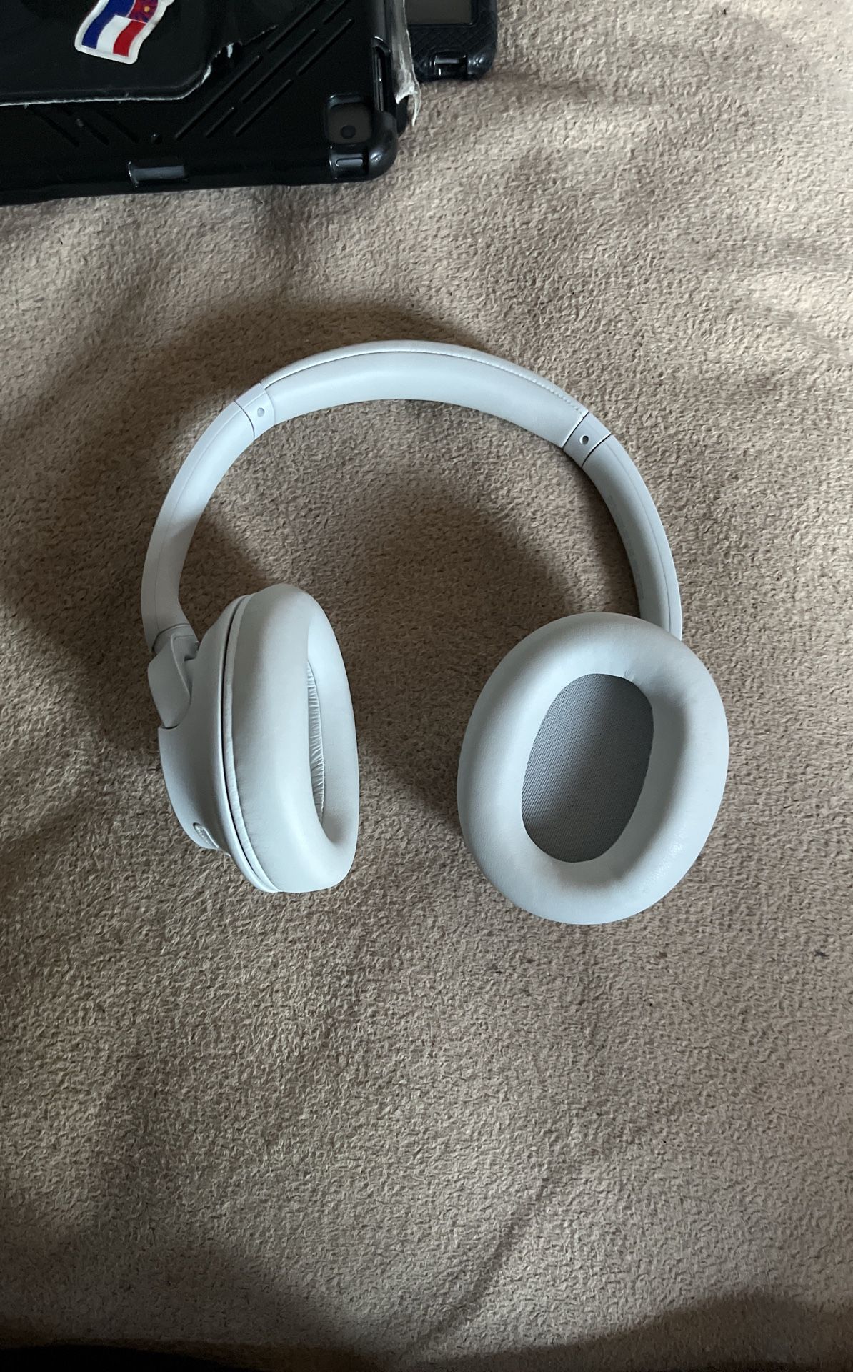 Sony Noise Cancelling Headphones