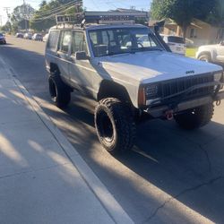 1990 Jeep Cherokee