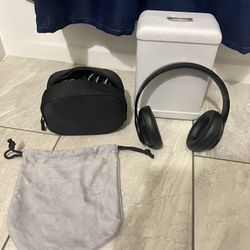 Beats Studio Pro Wireless Headphones Bluetooth Noise Cancelling Black