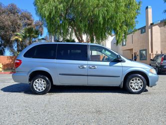 2004 Dodge Grand Caravan