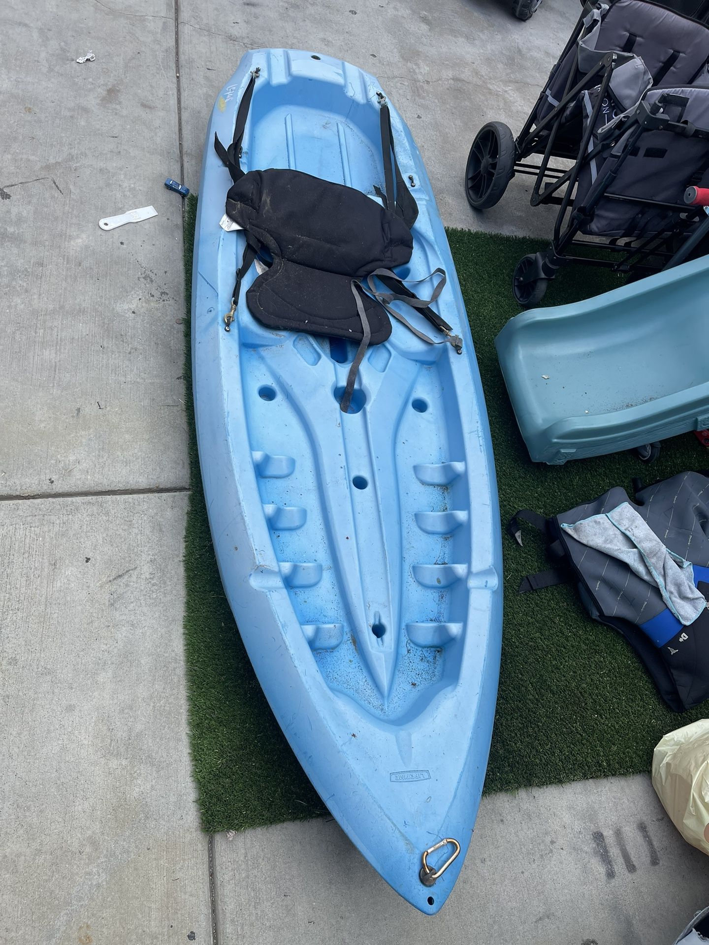 Lifetime Lotus 80 Kayak