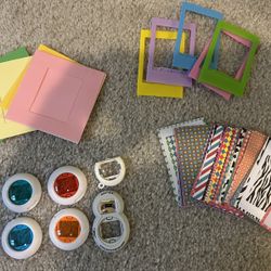 Polaroid Picture Accessories 