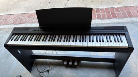 Yamaha Piano P-115