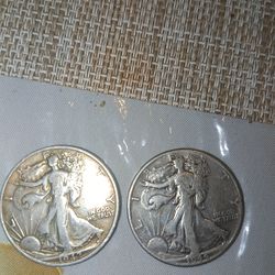 1942 &1944  silver half dollar