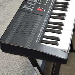 TECLADO KTAXON $55 OBO