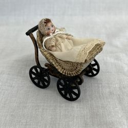 Vintage 1976 Durham Diecast Miniature Baby Carriage