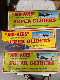 Vintage "Air-Aces" Super Gliders