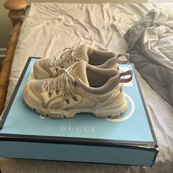 Gucci Flashtrek