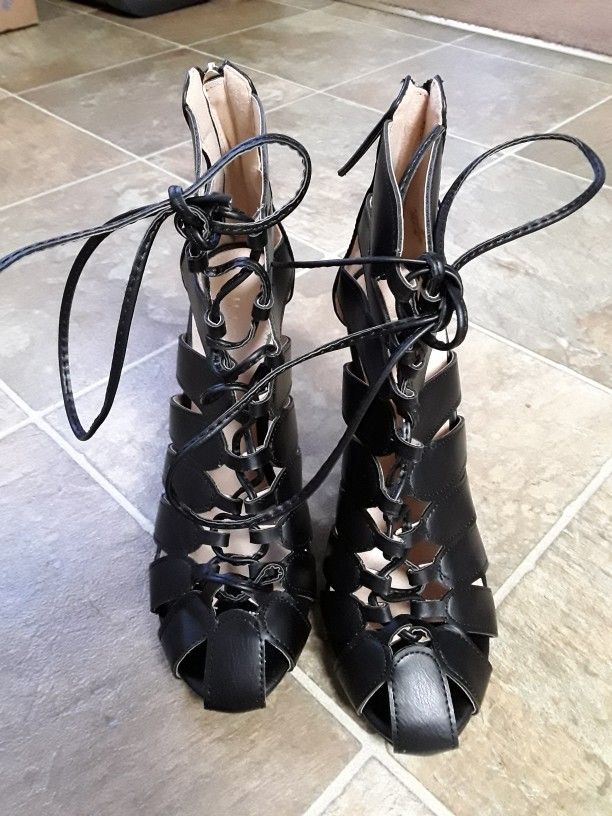 HIGH HEEL BOOTIES