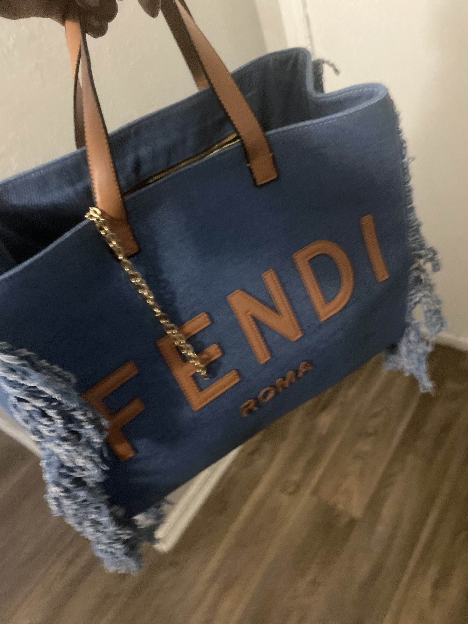 Brand New Fendi Bag!! Selling For Super Cheap Price!! Hit Me Money Ready Serious Inquiries Only!!,…retail Price 3400, Selling For 800!!!