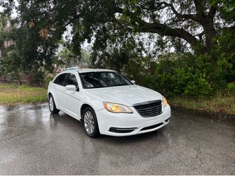 2013 Chrysler 200