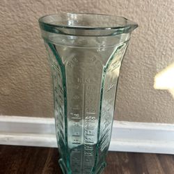 Italian Recycled Green Glass Wet And Dry Embossed Measuring Jar 
