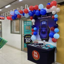 Total Wireless is now inside la Favorita!!