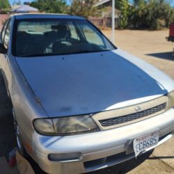 1996 Nissan Altima