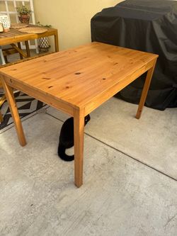 Small ikea dining table