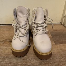  Timberlands Boots, Size 7.5 