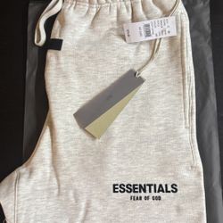 Essentials Shorts