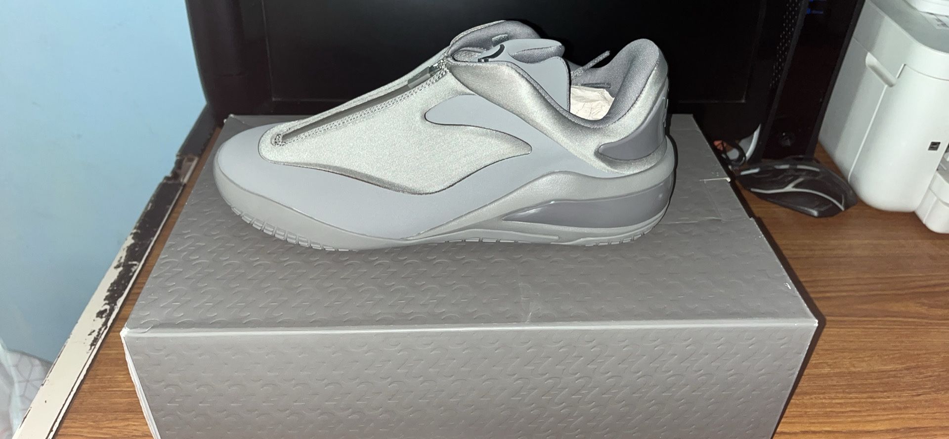 Shai 001 X Ares Gray