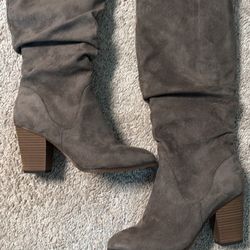 Women's Boots 9 