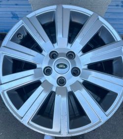 Range Rover Land Rover. (4) rims…..size (20)