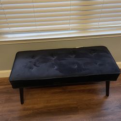 Black Bench 
