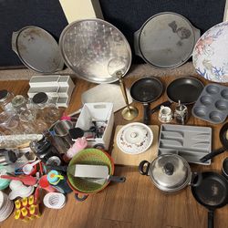 All These Utensils,Mugs,Teapot,Byrax,Stove Trays,Trays,Vases,Canisters& Strainers for 20$