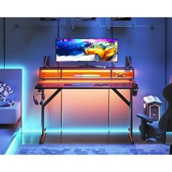 40 inch Gaming Desk with LED Lights & Power Outlets, Small Computer Gaming Table with Float Monitor Stand, Kids Boys Desk with Carbon Fiber Texture