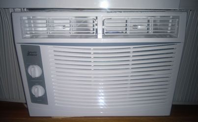 5,000 BTU Window AC Unit
