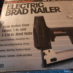 Brad Nailer GUN with Nails