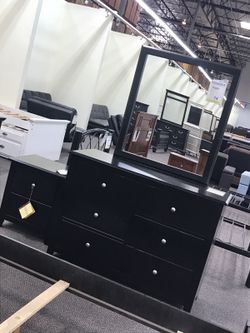 DRESSER+NIGHTSTAND