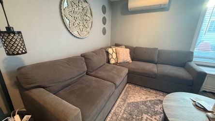 Free sectional sofa