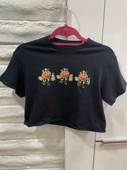 Exclusive Horror Boo-dega Halloween Pumpkin Shirt Crop Top Women’s Small